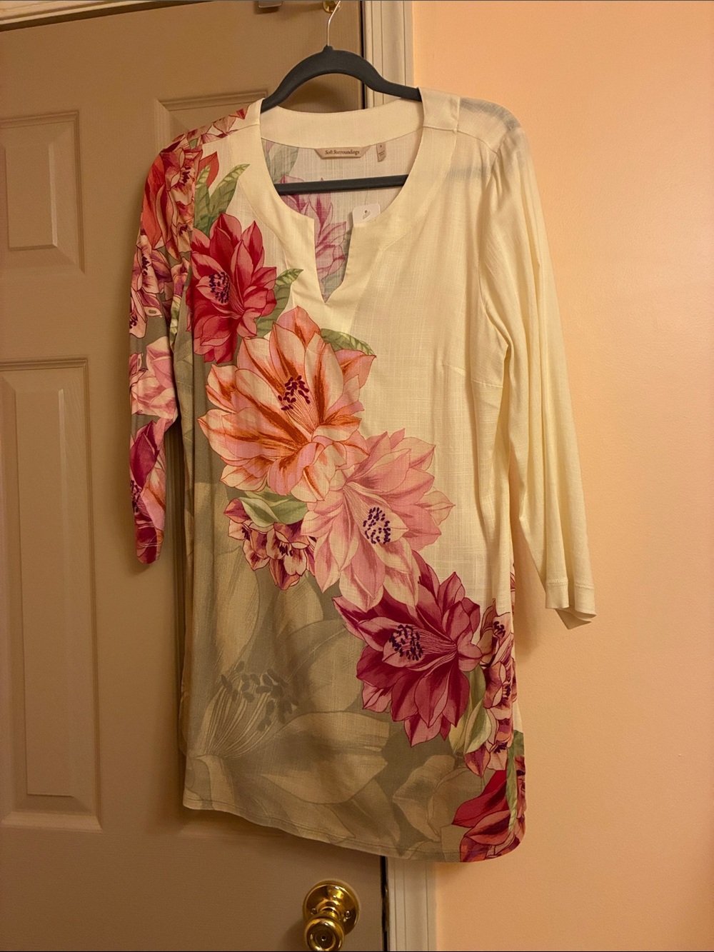 Soft Surroundings Cream Tunic with Pink Floral Accents